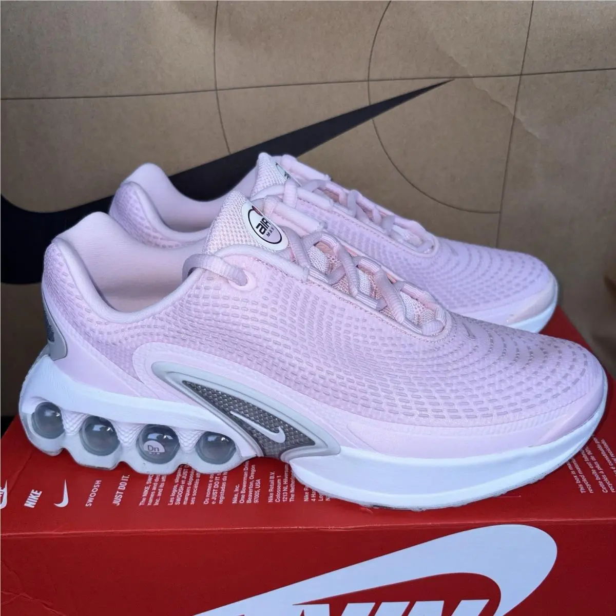 Nike Air Max Dn Pink Foam GS Women Size 8 / Size 6.5Y Nby FB8987-601