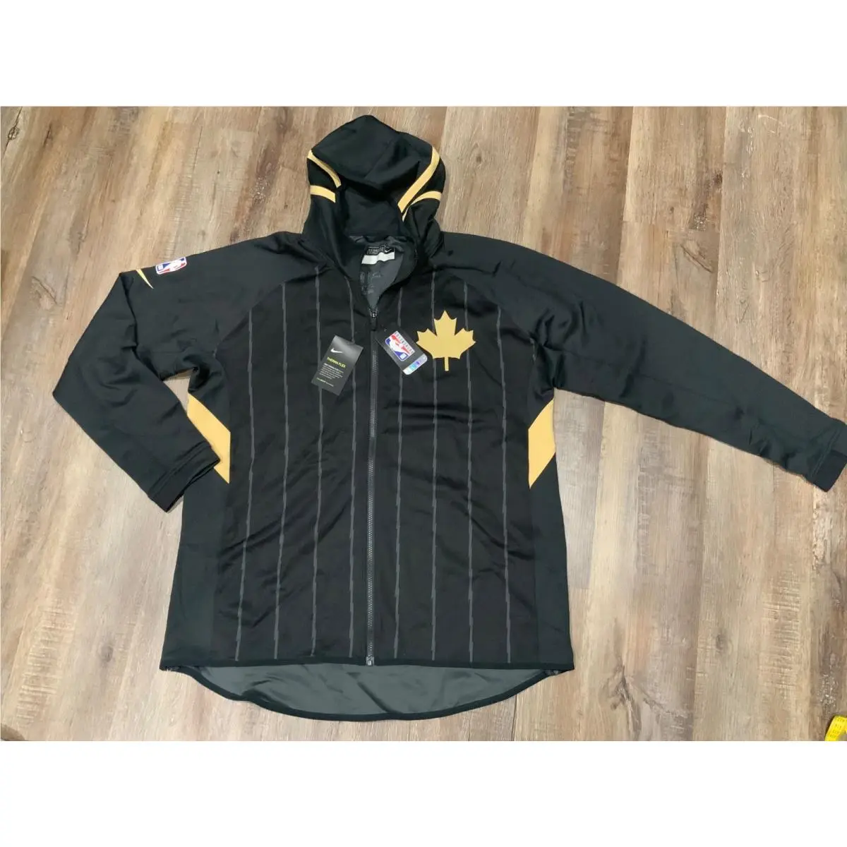 Nike 2020 Toronto Raptors Earned Edition Showtime Therma Flex Hoodie Sz XL