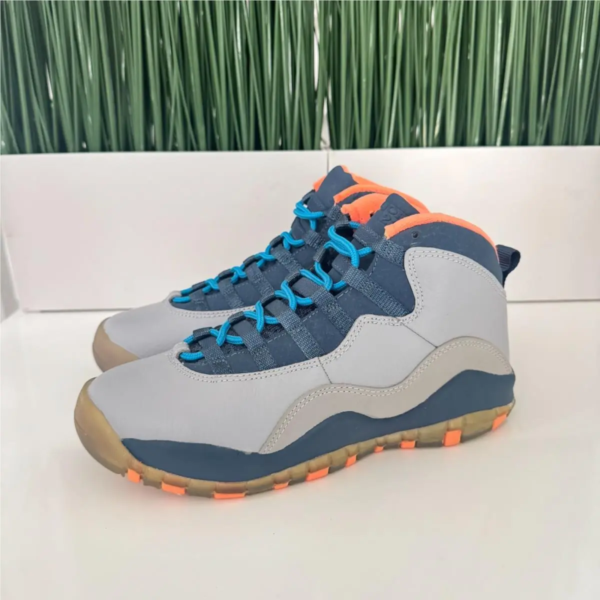 Nike Air Jordan Retro 10 GS Nby Bobcats Wolf Grey 310806-026 Kids Size 4Y