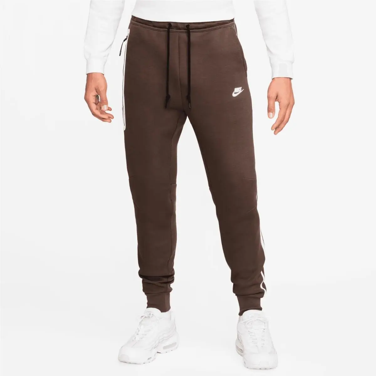 Nike clothing - Brown (UPC: 197600917552) 1