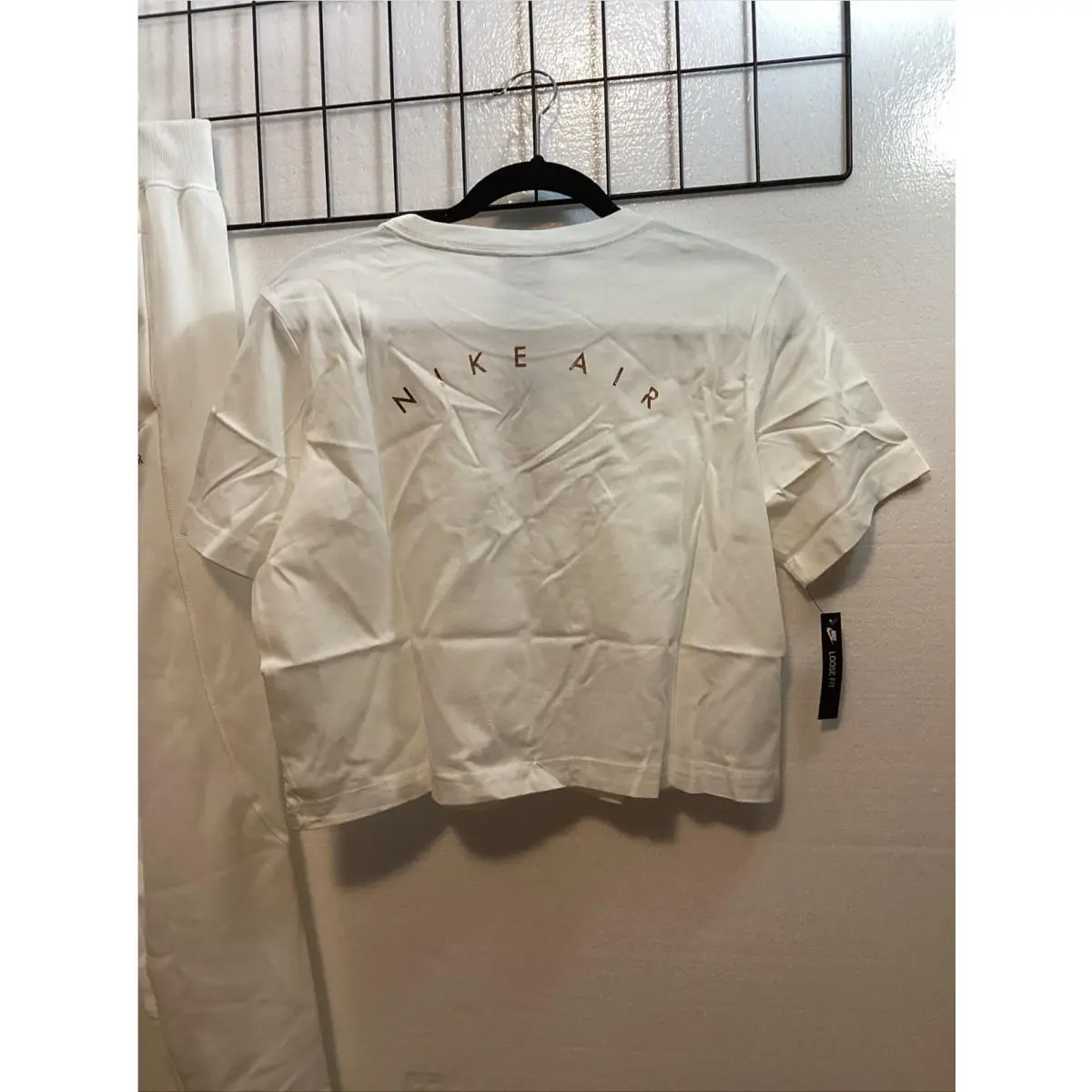 Nike clothing - White/ Gold 11