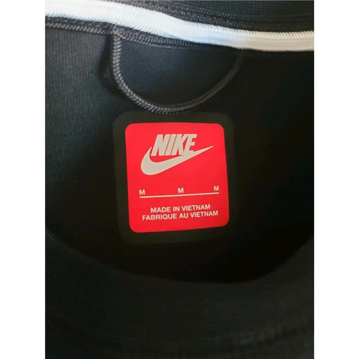 Nike clothing - 05L6912ZLD-6DU - 05L6912ZLD-6DU - Black (UPC: 196150327392) 3