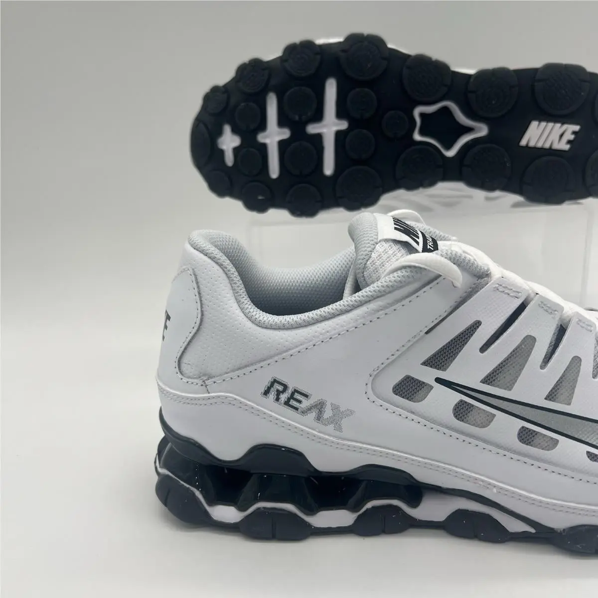 Nike shoes - Nike Reax 8 - Reax - 621716-108 - White 0
