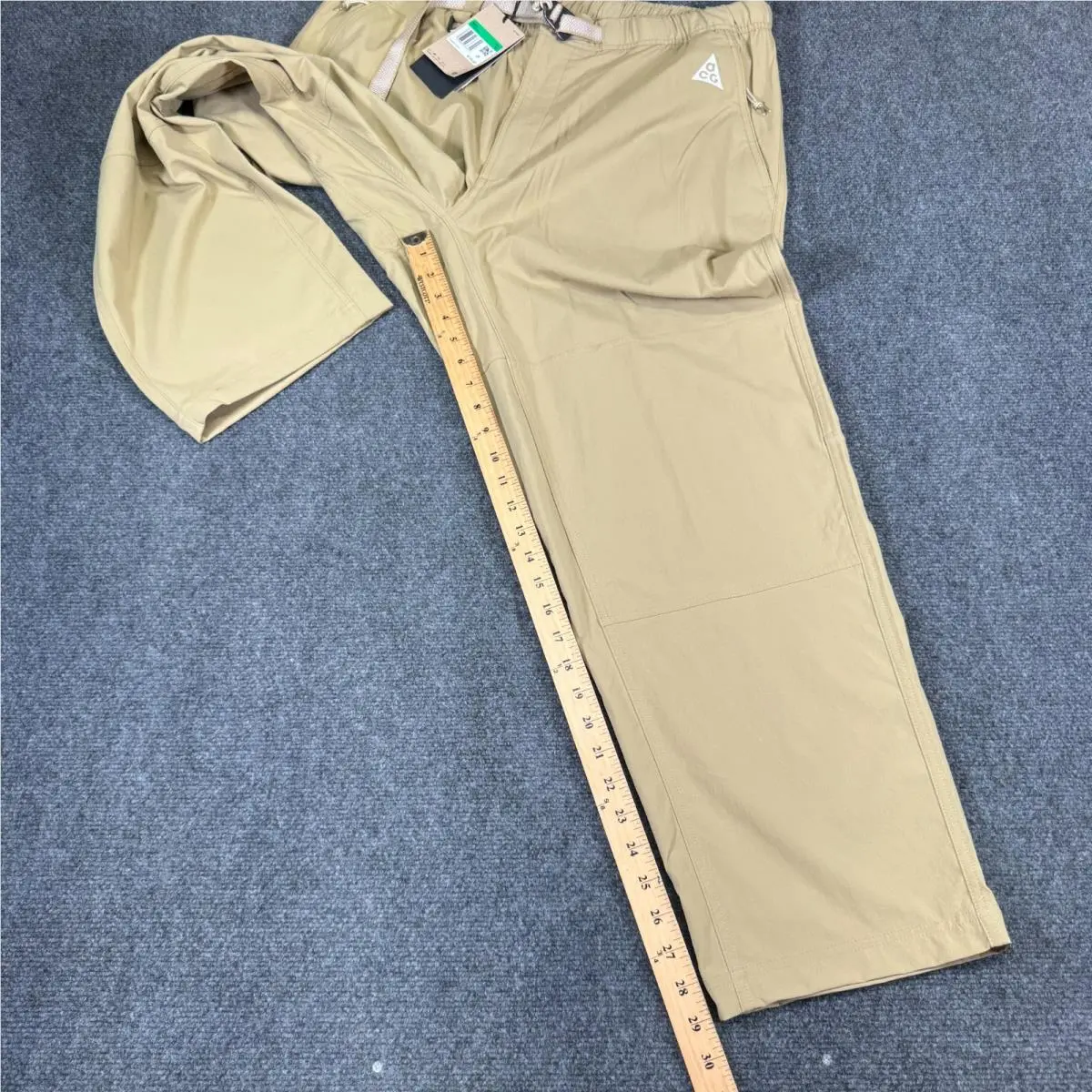Nike clothing - Beige 4