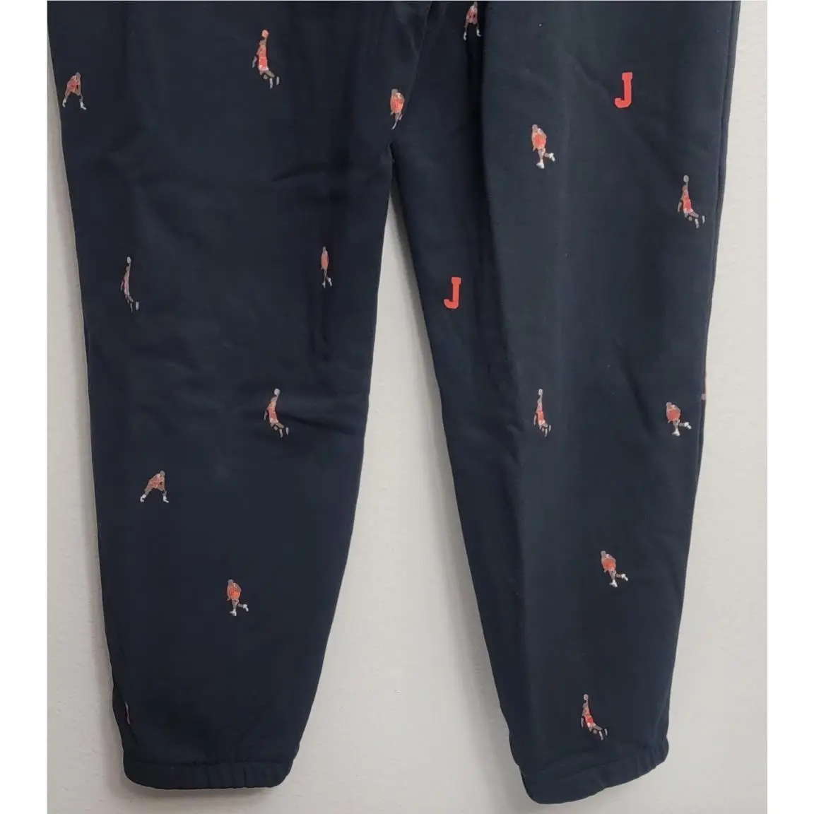 Nike clothing - Air Jordan Essential Statement Fleece Pants - DH3519-010 - Black (UPC: 195243592976) 4
