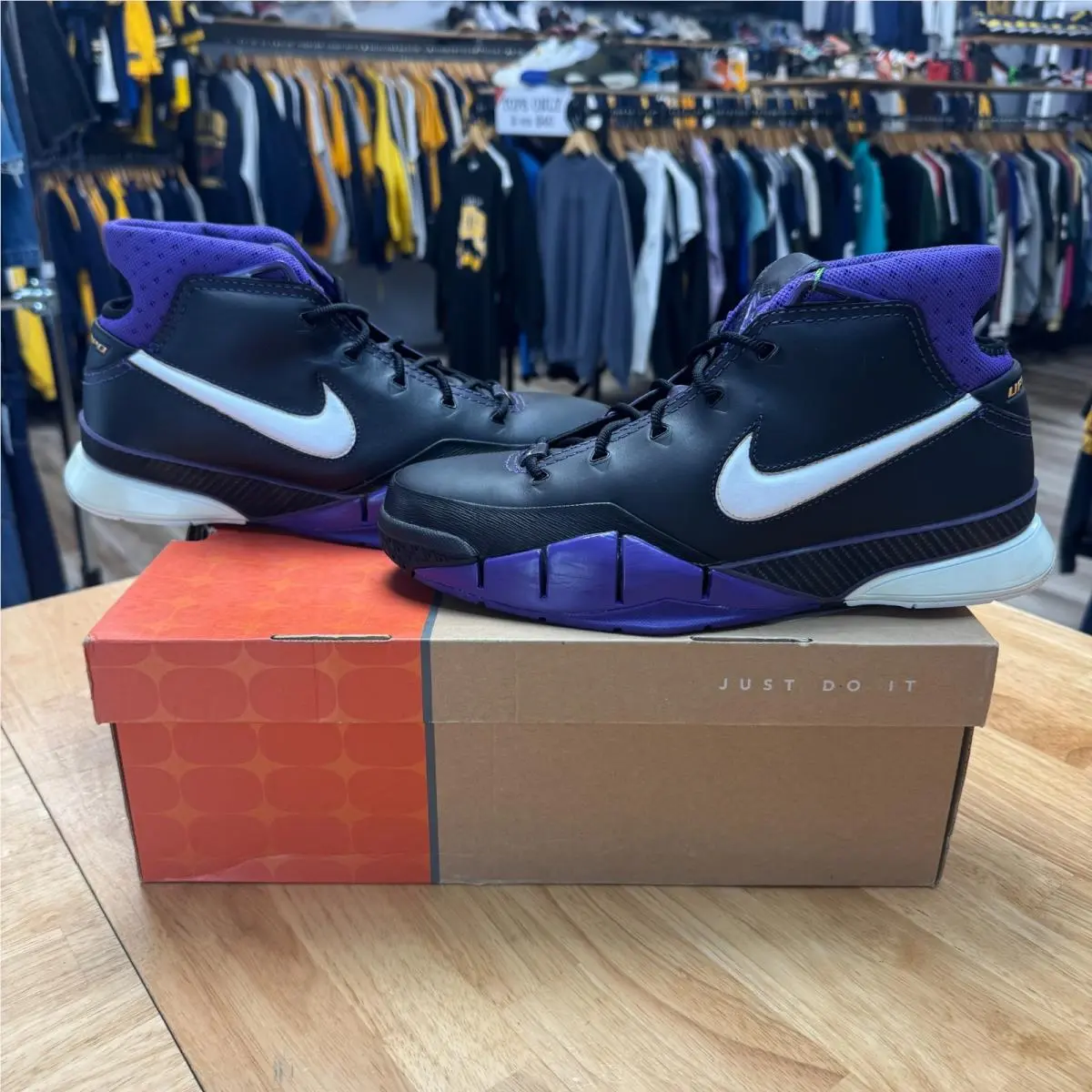 Nike Zoom Kobe 1 2006 Black Out 313143-014 Purple White Mens’s 10.5