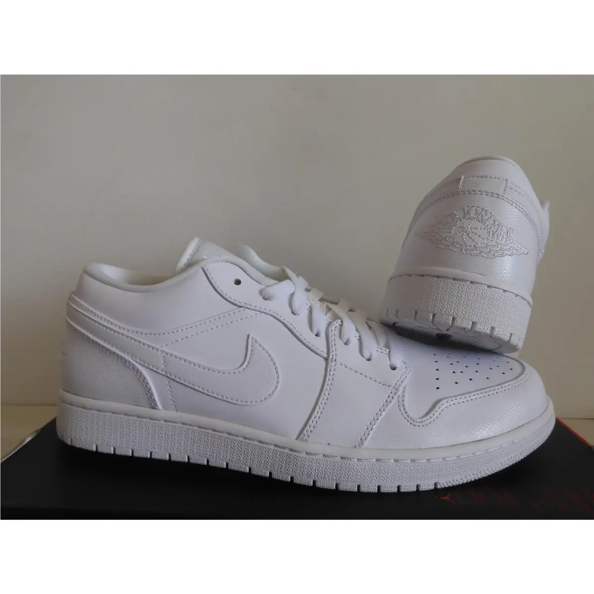 Nike shoes - Air Jordan 1 - Air - 553558 102 - White (UPC: 887229531108) 1