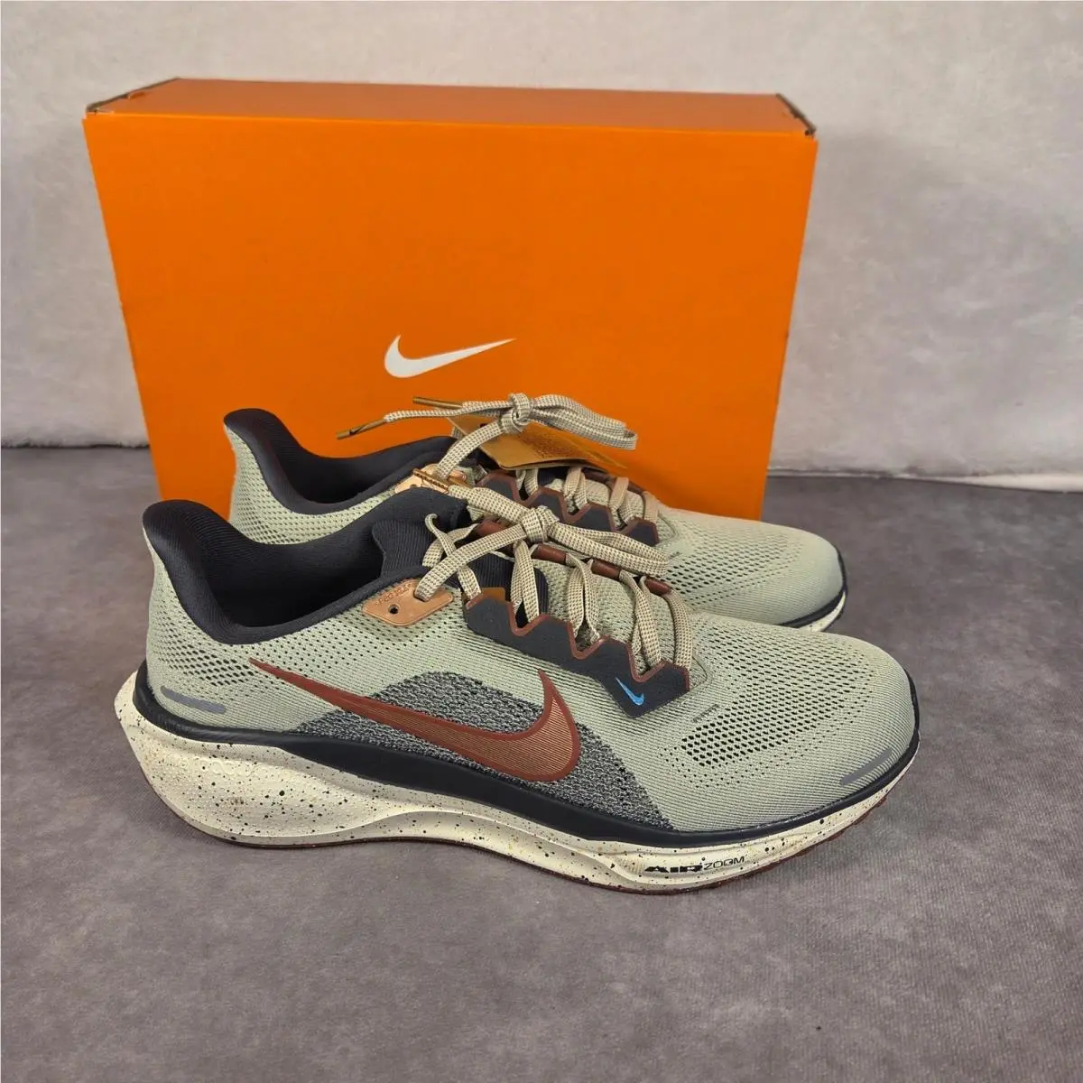 Nike shoes - Green 0