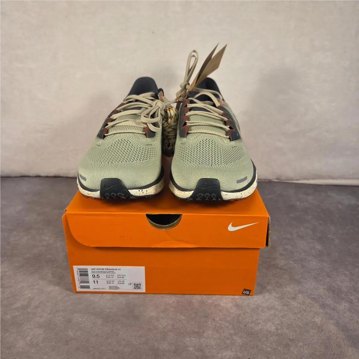Nike shoes - Green 1