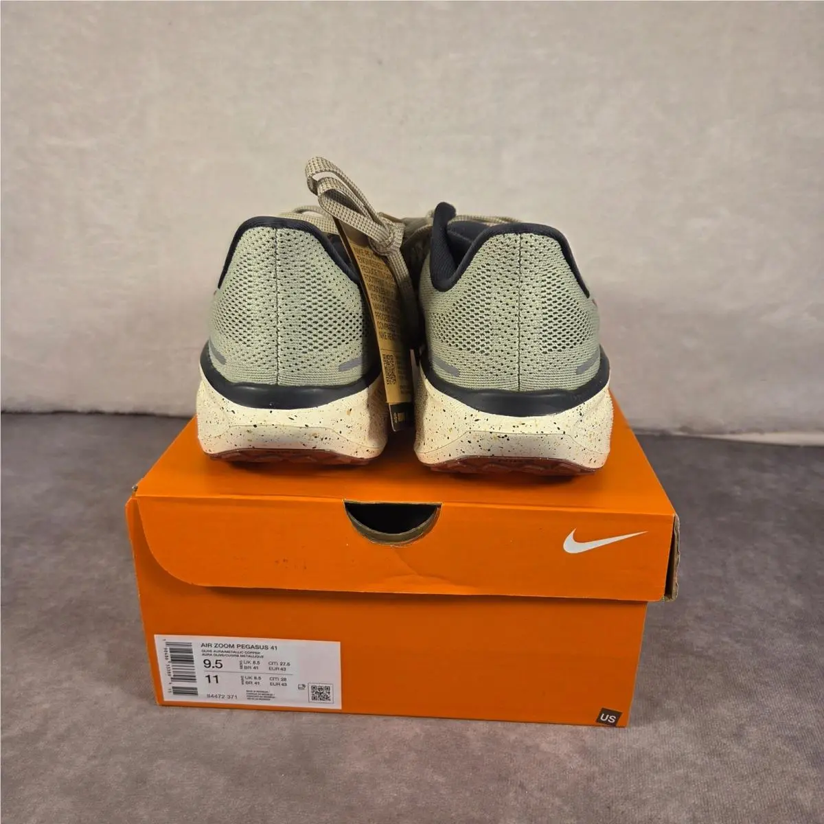 Nike shoes - Green 3