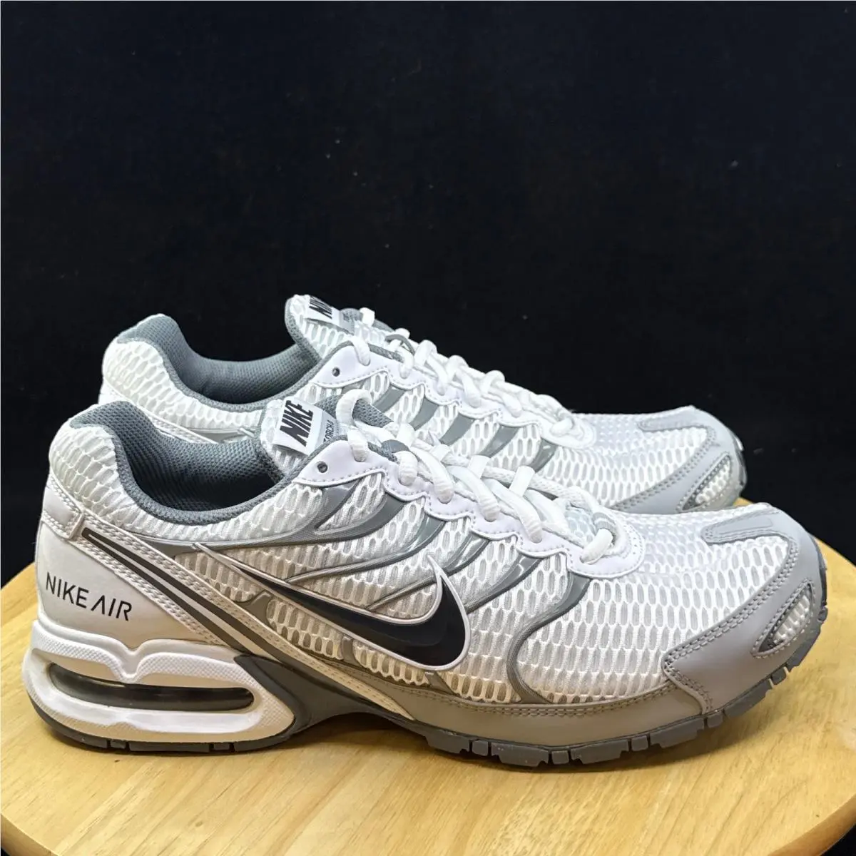 Nike shoes - White 2