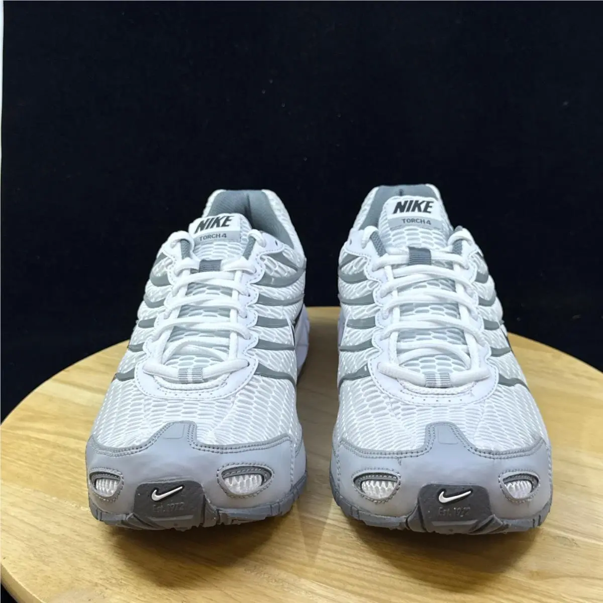 Nike shoes - White 4