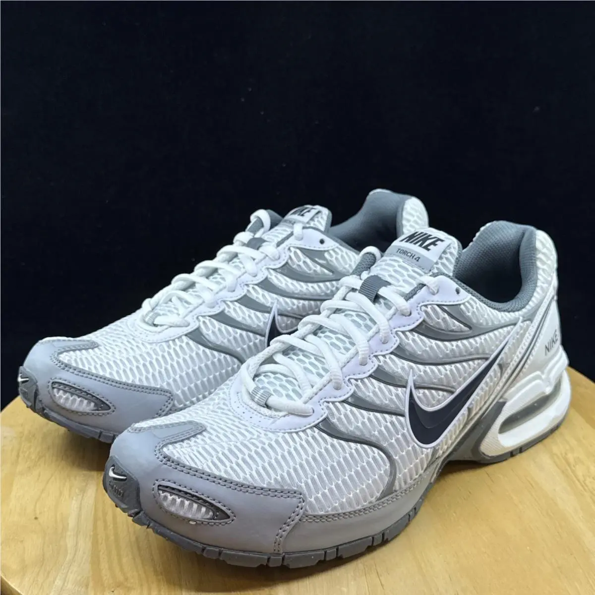 Nike shoes - White 5
