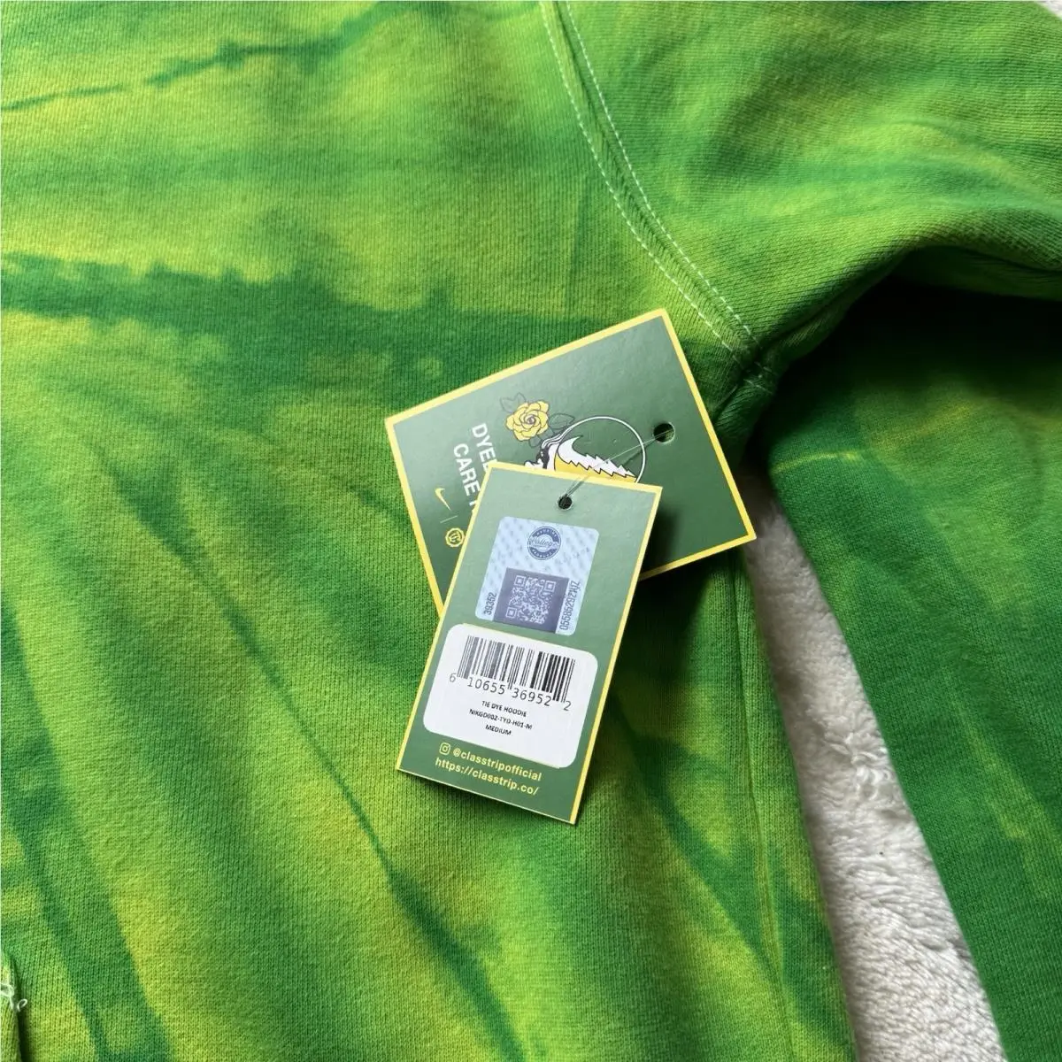 Nike clothing - Green 3