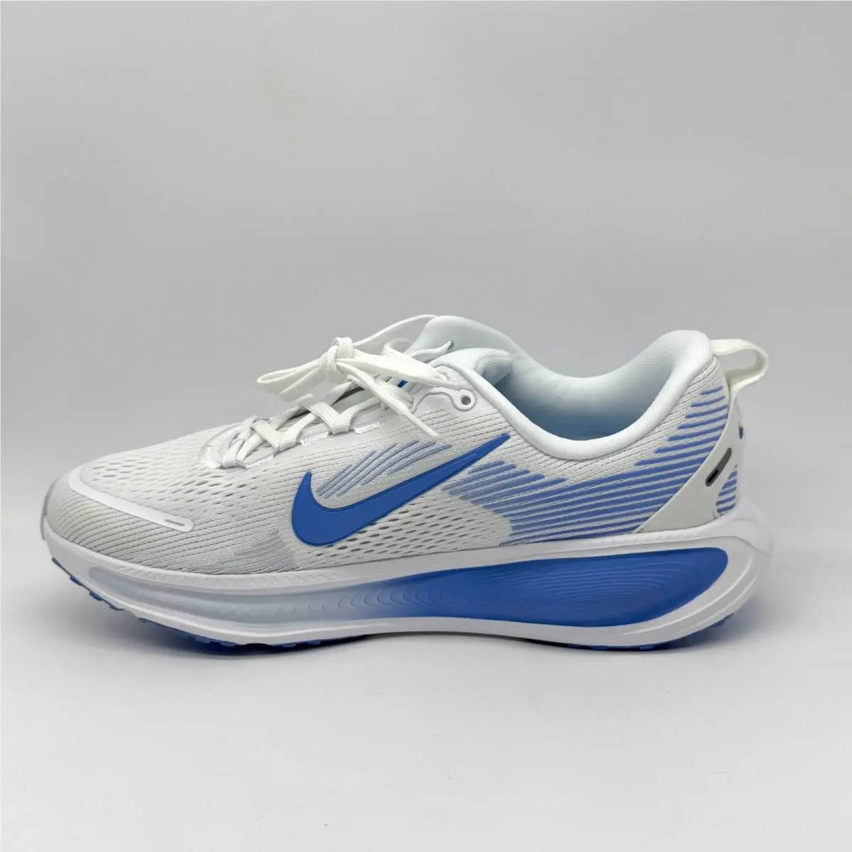 Nike shoes - Nike Vomero 18 - Vomero - Multicolor (UPC: 198487643022) 4