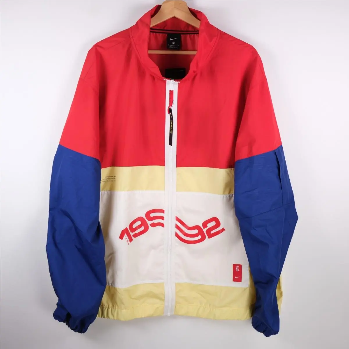 Nike Kyrie Lightweight Basketball Jacket BV9295-455 Men`s XL Damaged Tag