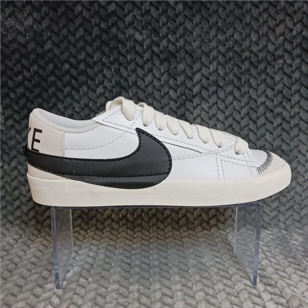 Nike shoes - Nike Blazer Low `77 - Blazer Low - White 5