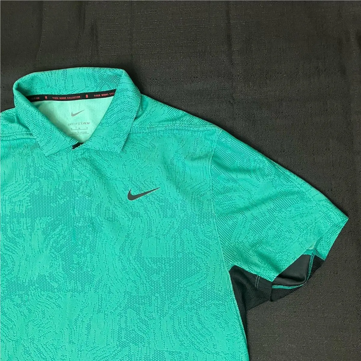 Nike clothing - TIger Woods ADV First Major Win Anniversary Polo - Field Green Black 8