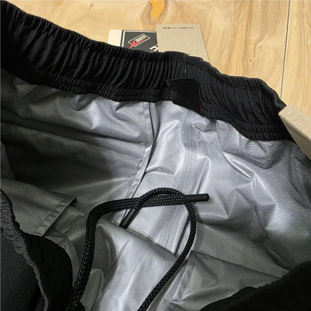 Nike clothing - Nike Air Jordan Gore Tex - Black 7