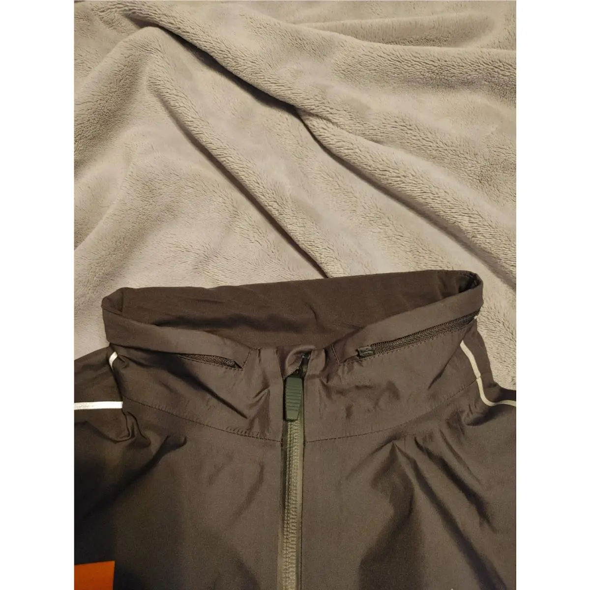 Nike clothing - Gray 4