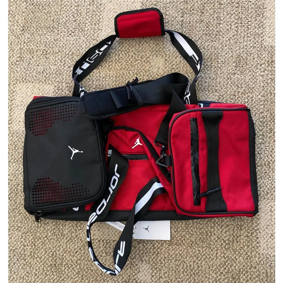Jordan Nike Duffle Duffel Bag Job Gym Court MA0913-R78 Red Large 24 x11 x10
