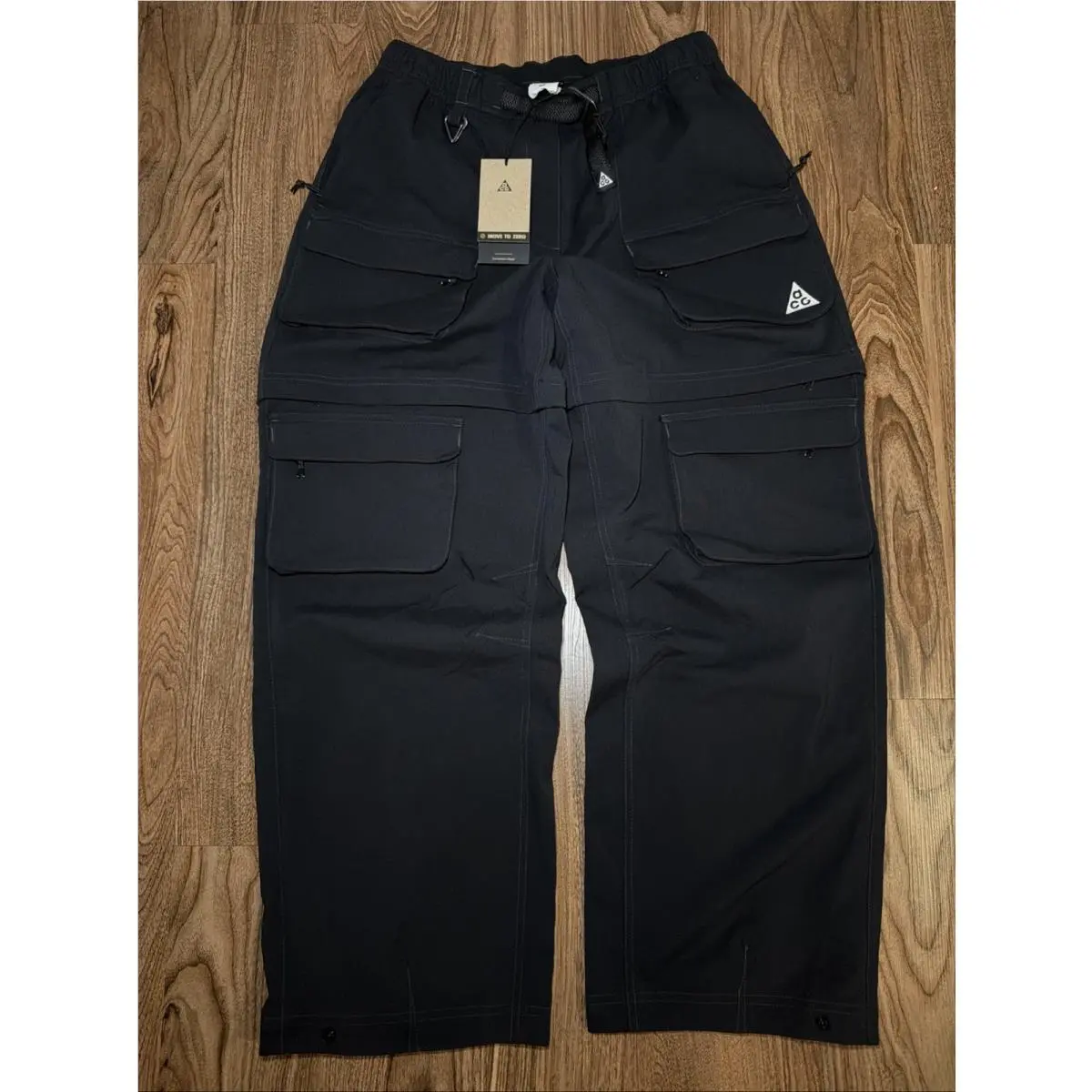 Women’s Nike Acg Smith Summit Cargo Pants - Black Size M-tall HV6391-010
