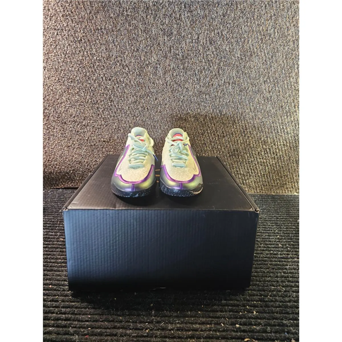 Nike Men`s 10.5 Lebron 23 ‘green with Envy’ Basketball Shoes IH1513-700