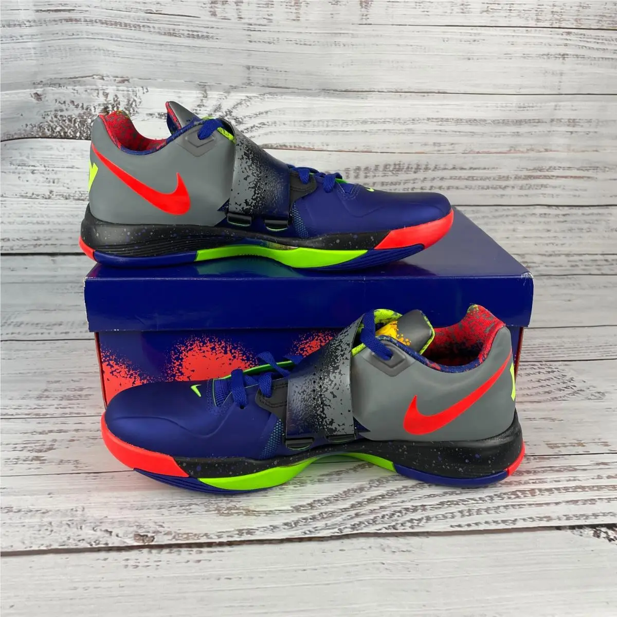Nike shoes - Blue (UPC: 197601574549) 0