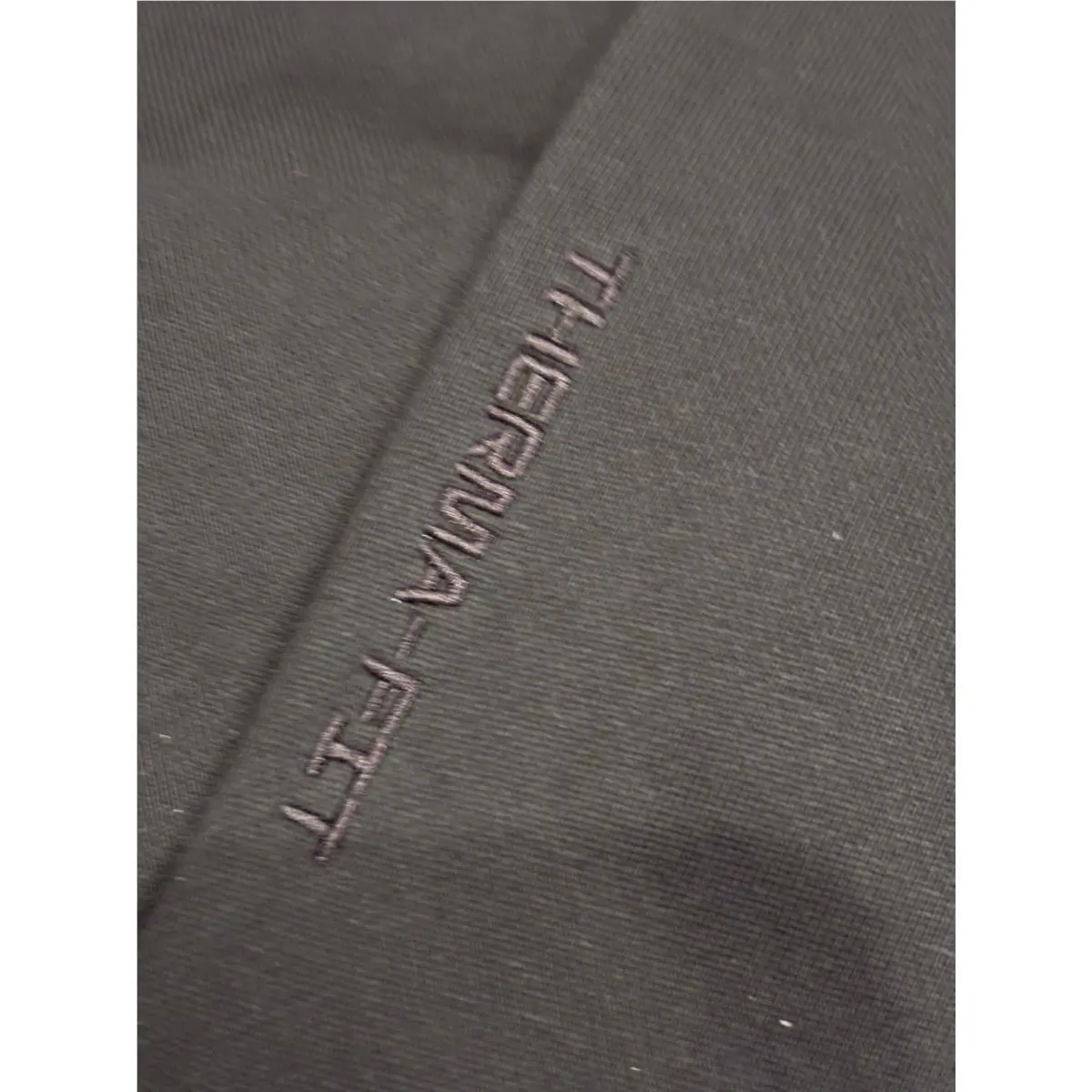 Nike clothing - Black (UPC: 198482006662) 3