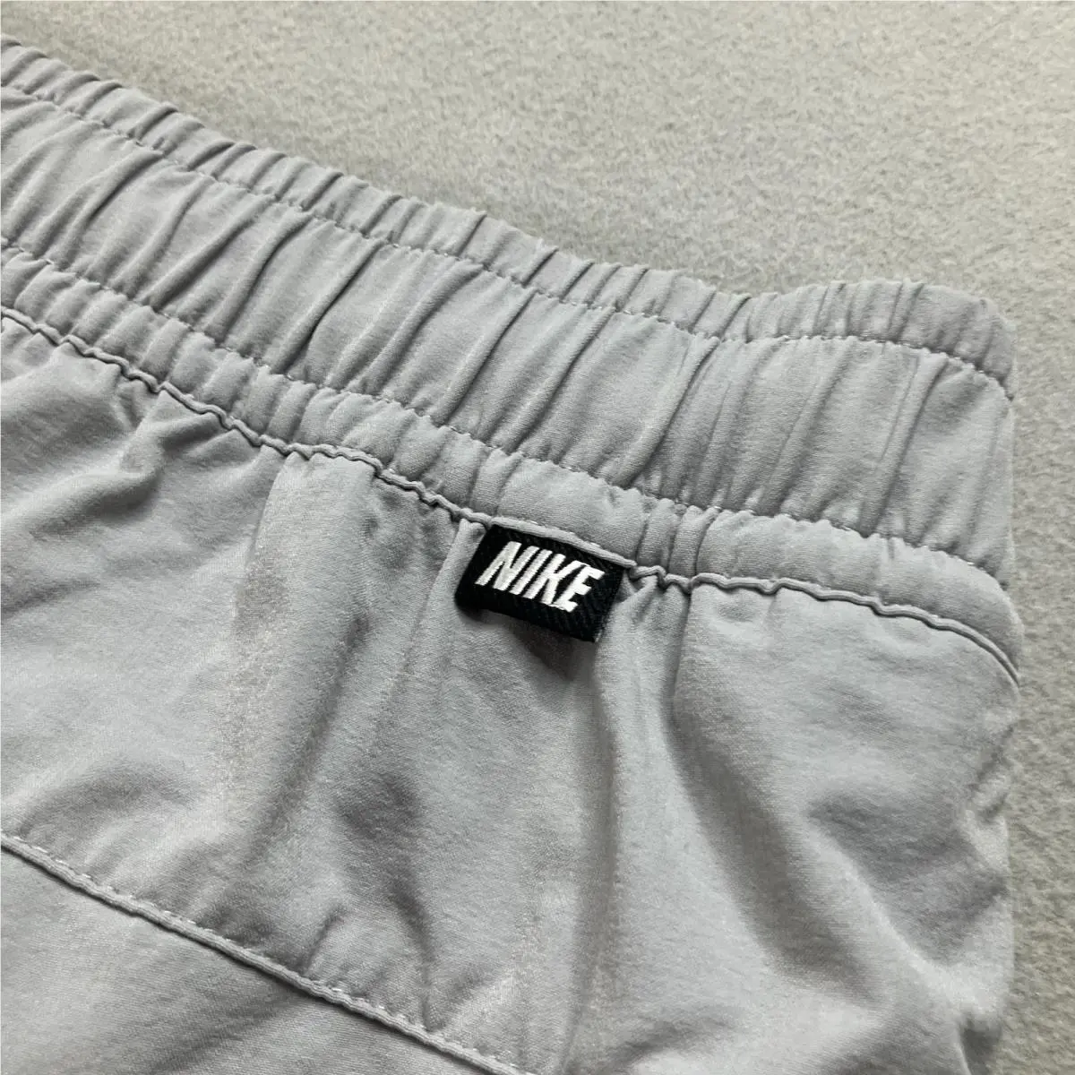 Nike clothing - Nike Sportswear Woven Tapered Commuter Pants - DM6621 DM6621-012 - Gray (UPC: 195868498875) 11