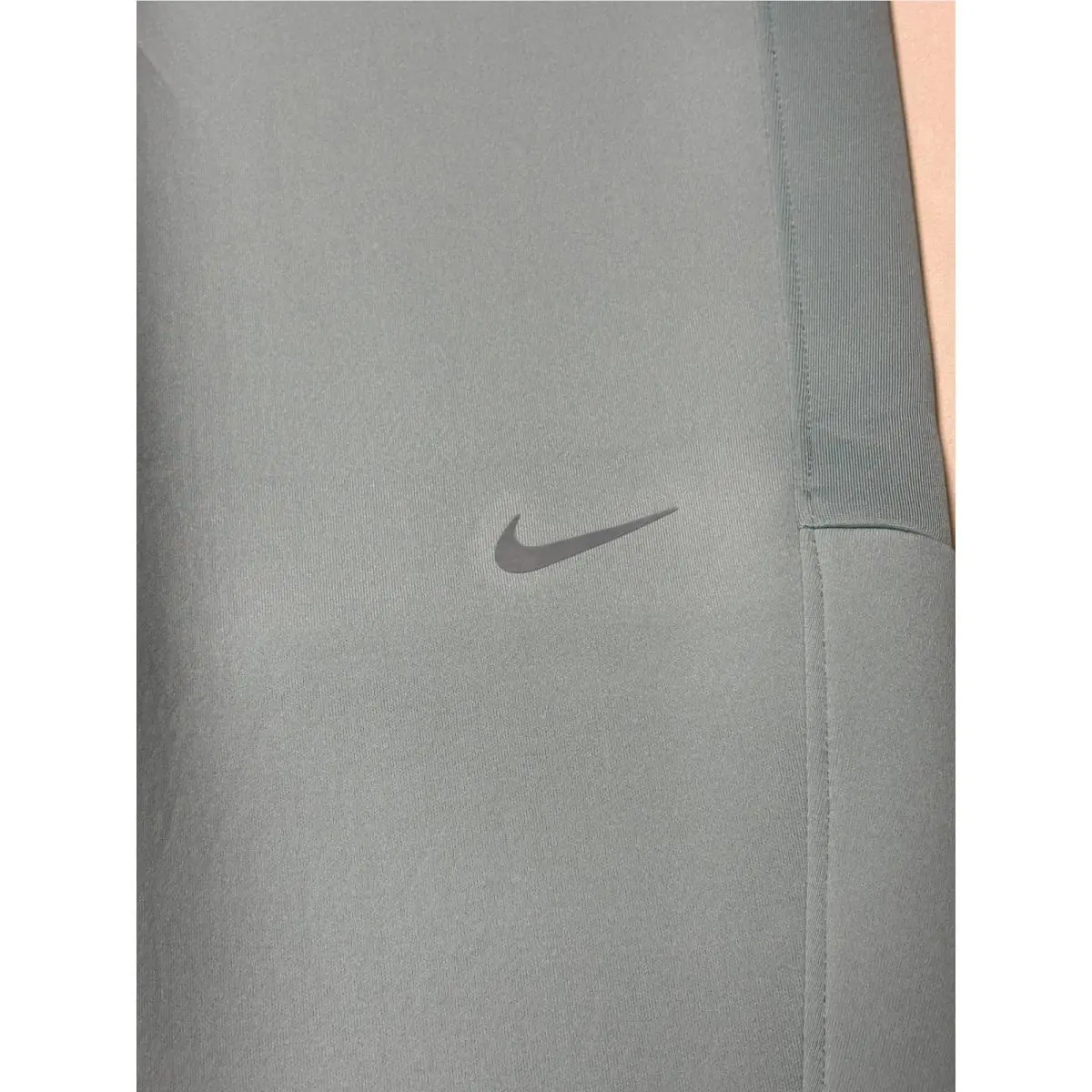 Nike clothing - Green 10