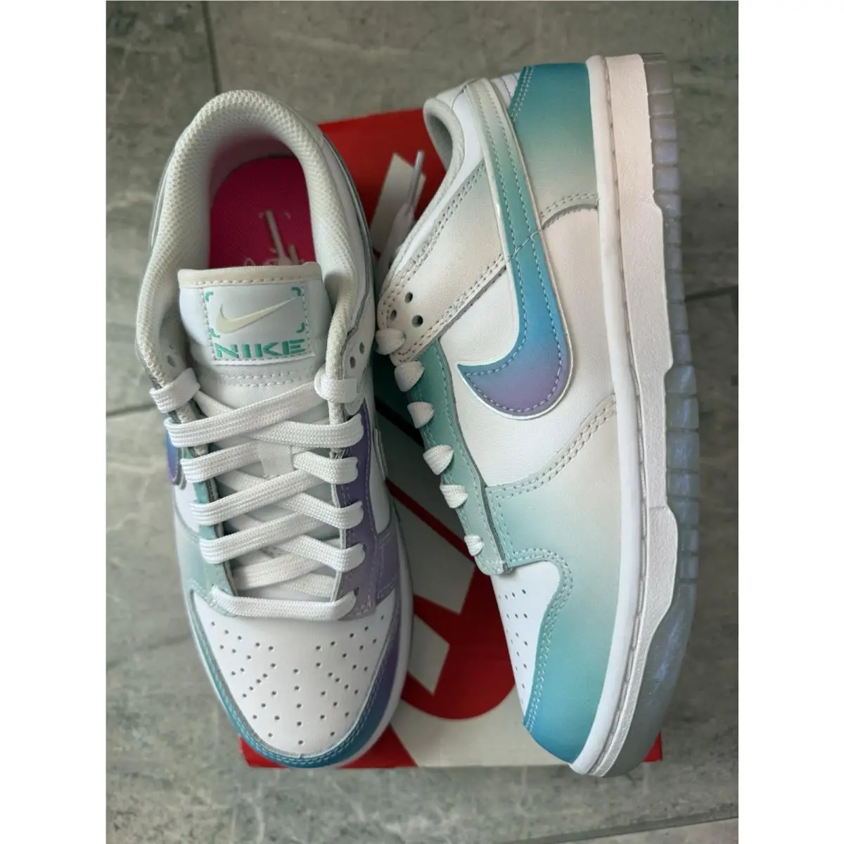 Womens Nike SZ 7 Shoes Dunk Low Multicolor