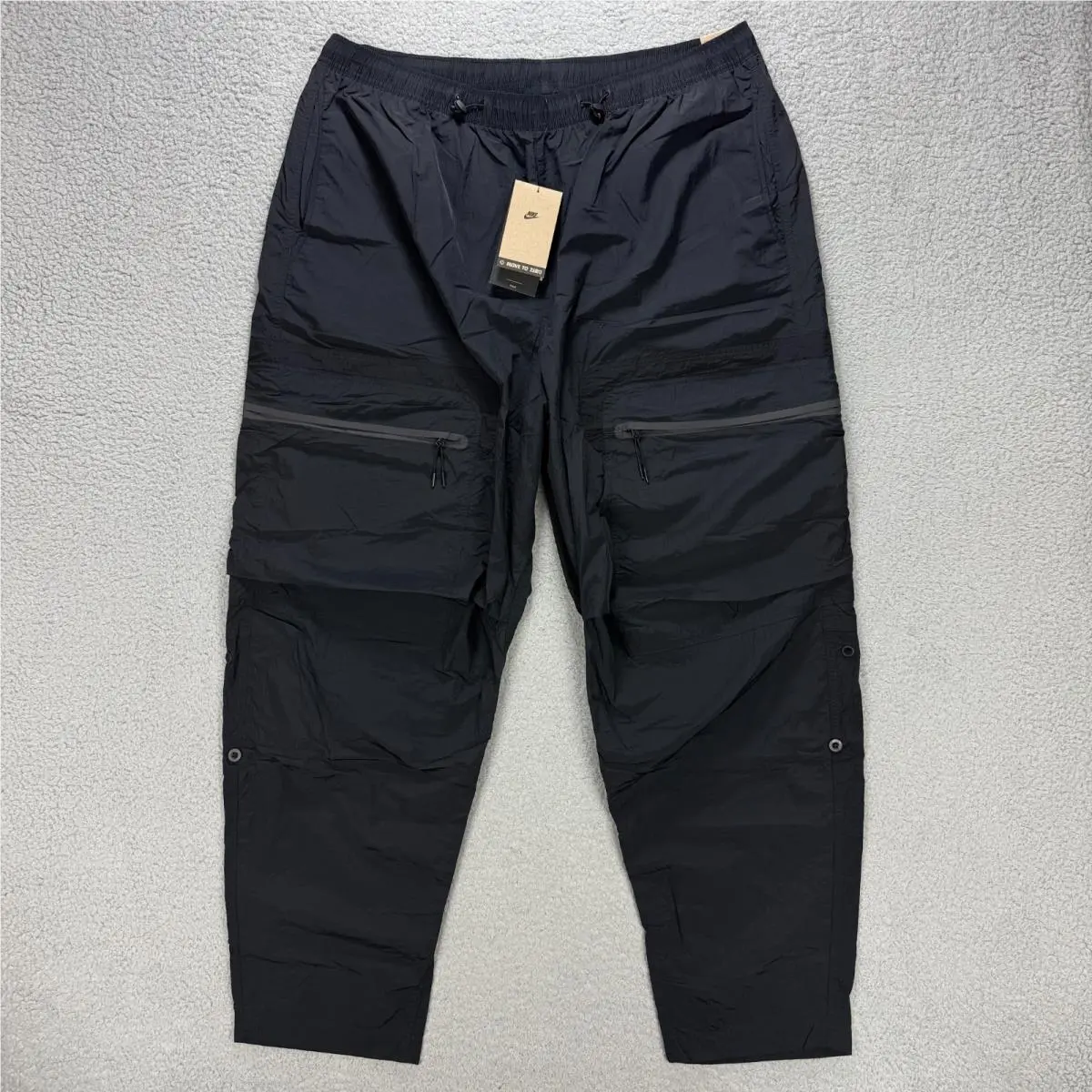 Nike Tech Pants Mens Extra Large Tall XL Black Woven Cargo Loose Fit Taper Track
