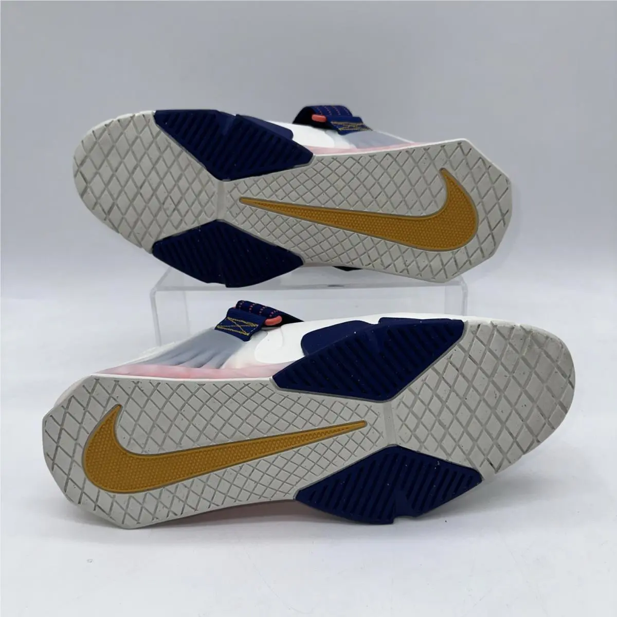 Nike shoes - Nike Savaleos - Savaleos - CV5708-148 - White 1