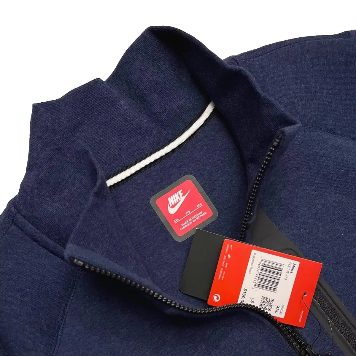 Nike clothing - Blue (UPC: 196974952152) 0