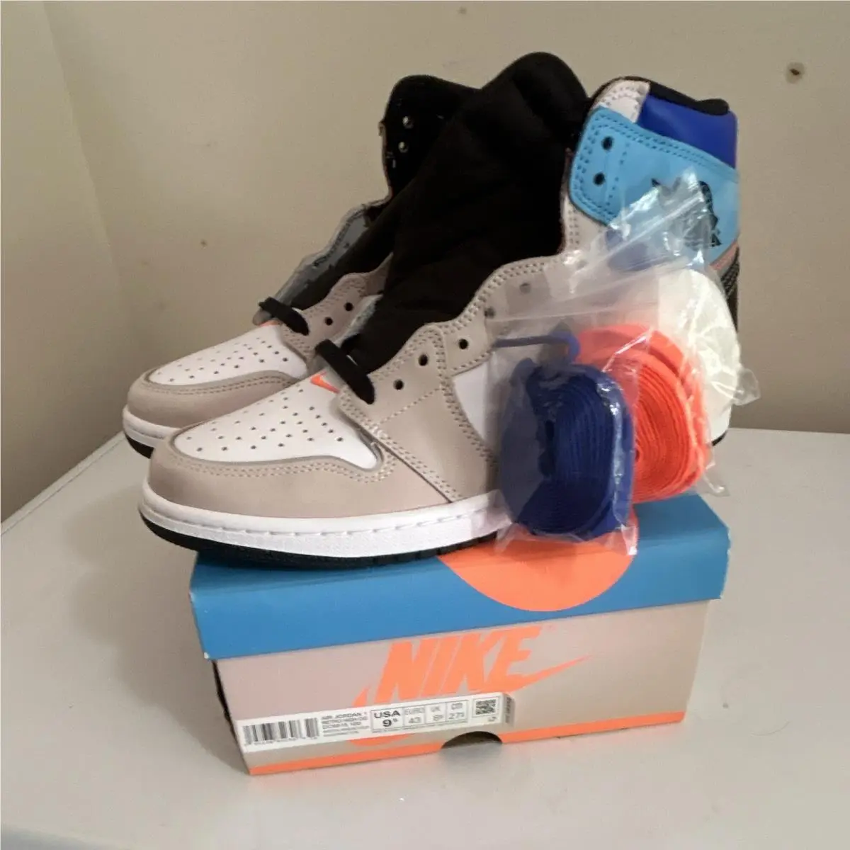 Nike shoes - Air Jordan 1 - Air - White, Black, Gray, Blue 0