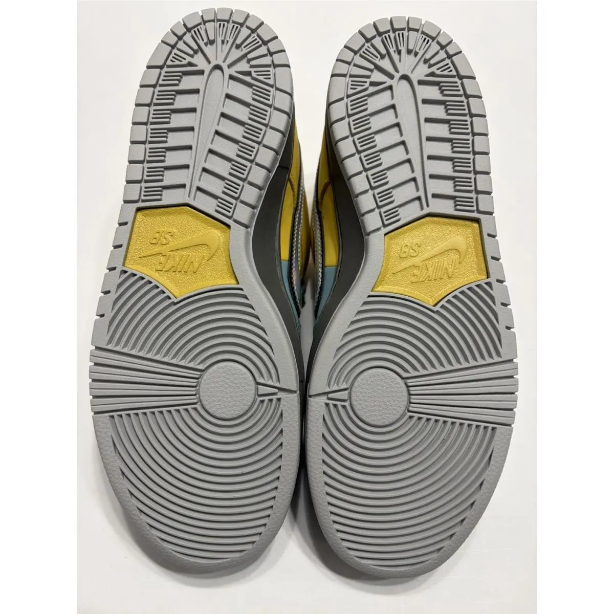 Nike shoes - Sb Dunk Low Pro - Dunk Low Pro - Ir1888700 - Yellow 8