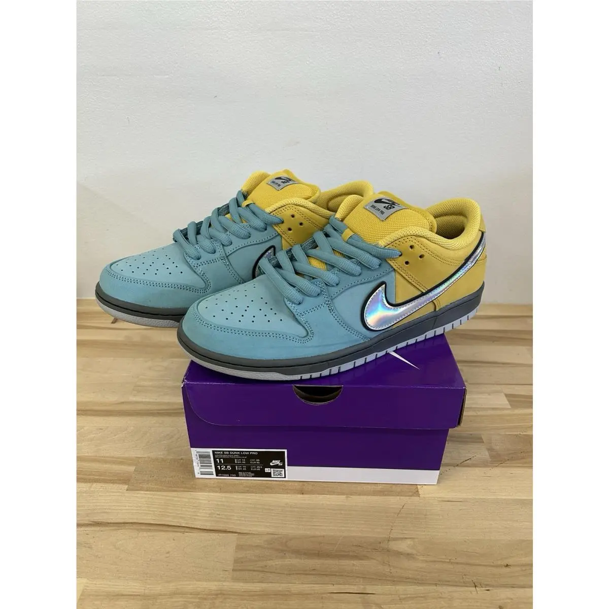 IR1888 700 Nike SB Dunk Muni Fast Pass Lightning