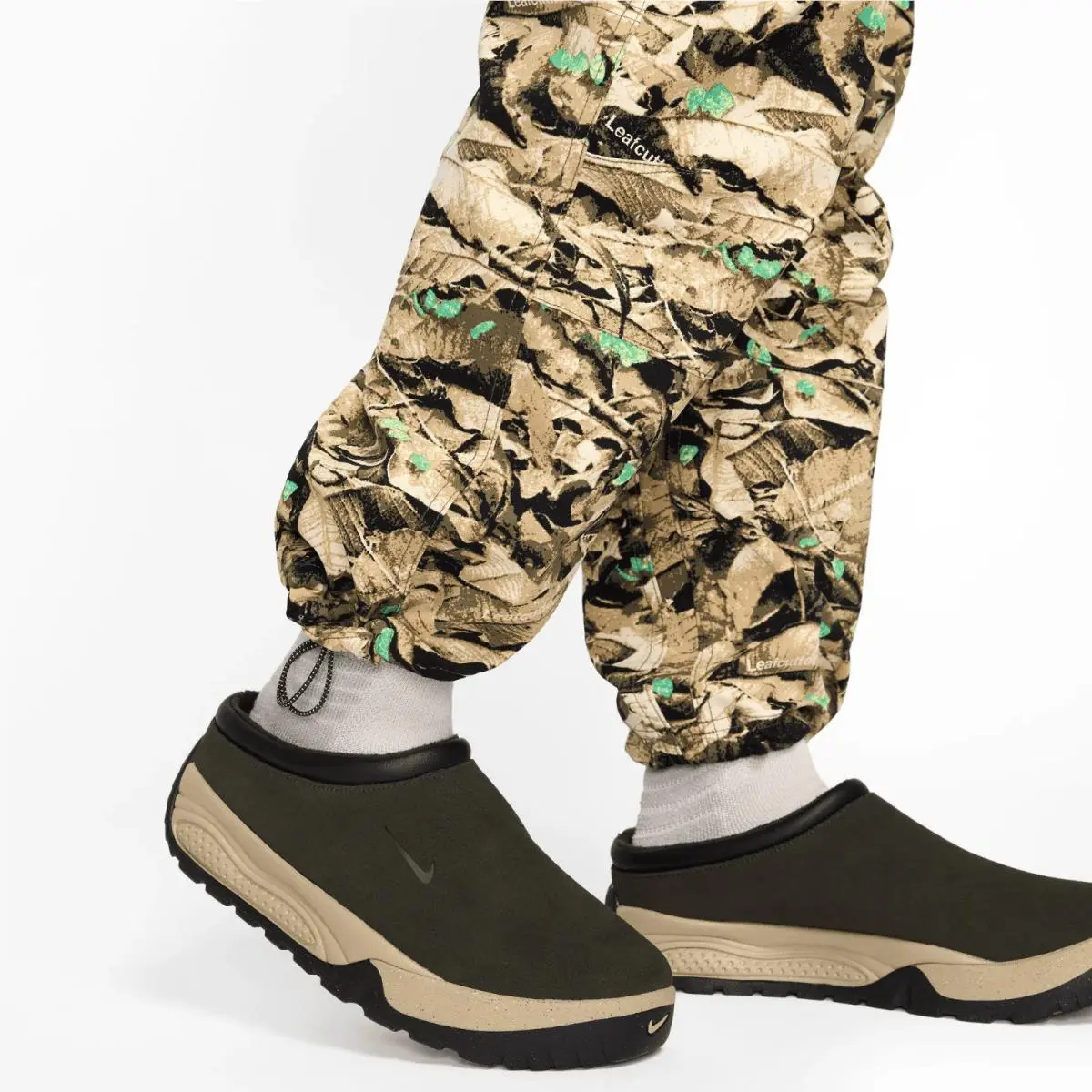 Nike clothing - Nike ACG Smith Summit - ACG Smith Summit - Beige (UPC: 197859992379) 10