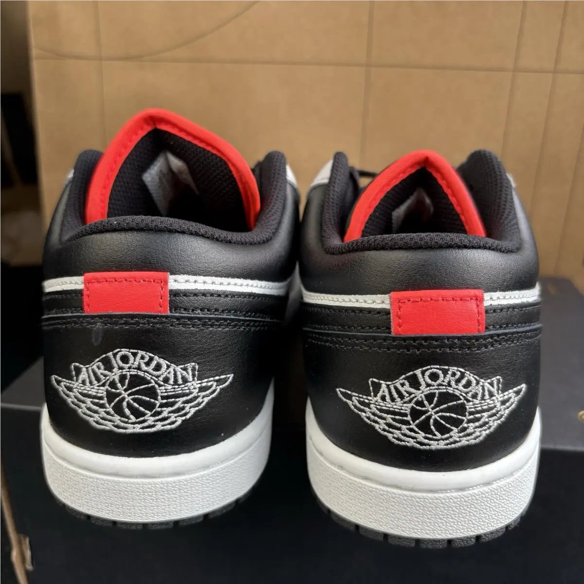 Nike shoes - Nike Air Jordan 1 - Air - 553558-045 - Gray 3