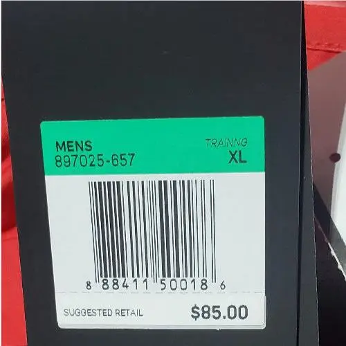 Nike clothing - 897025-657 - 50018 - Red (UPC: 888411500186) 0