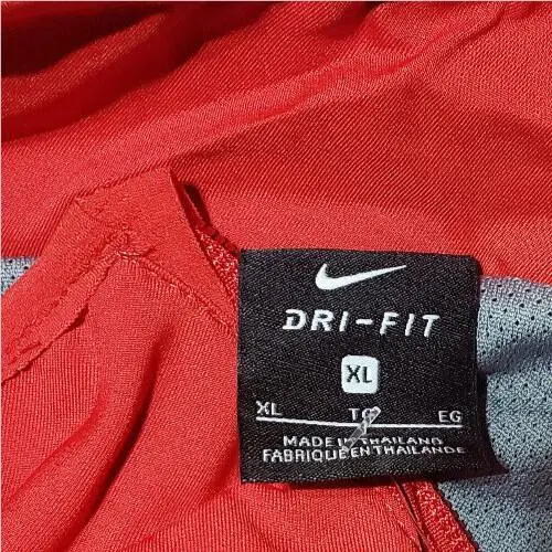 Nike clothing - 897025-657 - 50018 - Red (UPC: 888411500186) 2