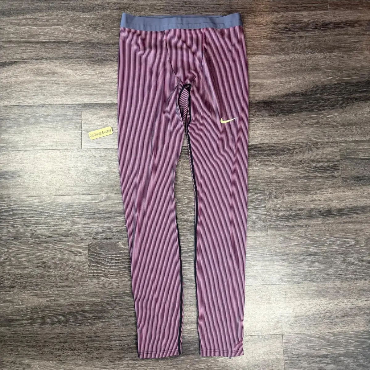Nike clothing - Red 1