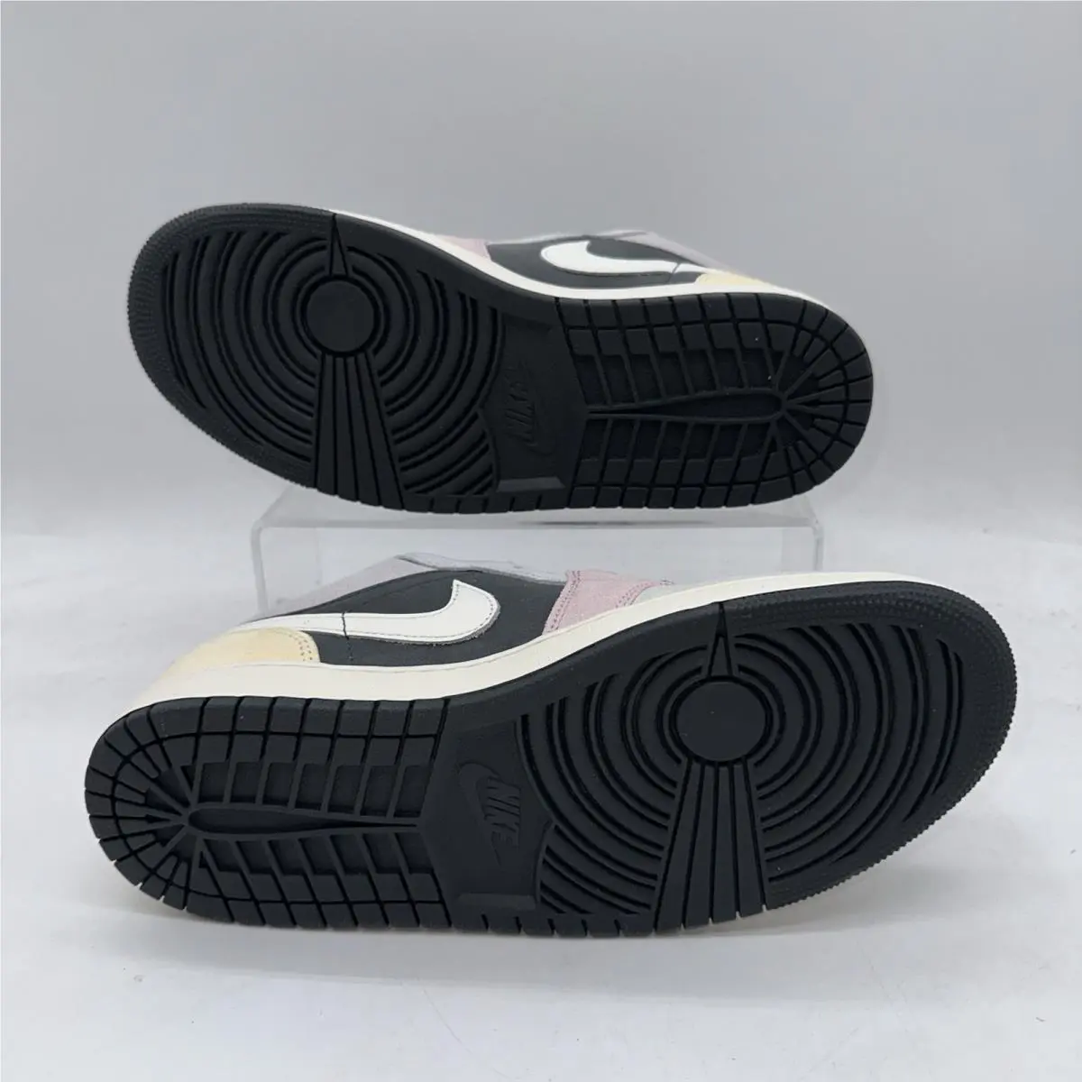 Nike shoes - Air Jordan 1 Low SE - IB7109 004 - Black 1