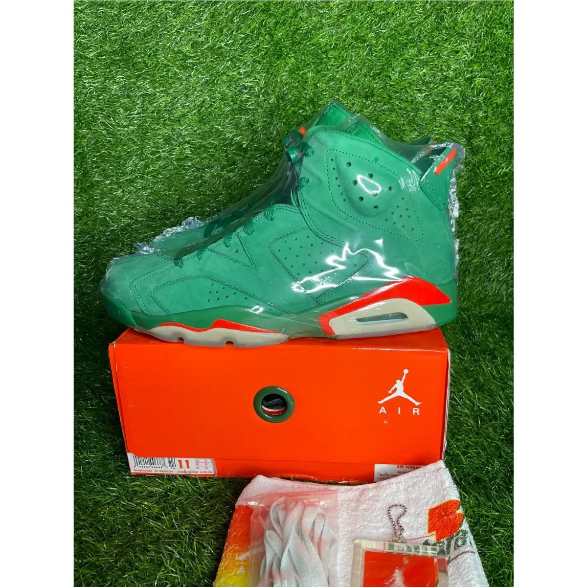 Nike shoes - Air Jordan 6 - Air - AJ5986-335 - Green (UPC: 091201006687) 5