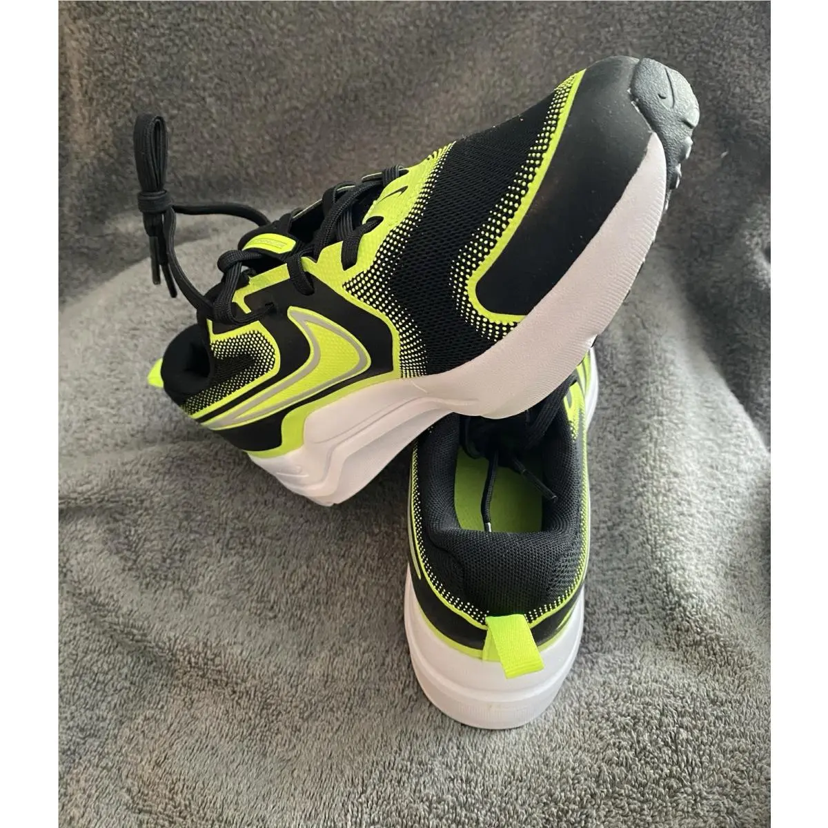 Nike shoes - Nike Cosmic Runner GS - Cosmic Runner - Black 1