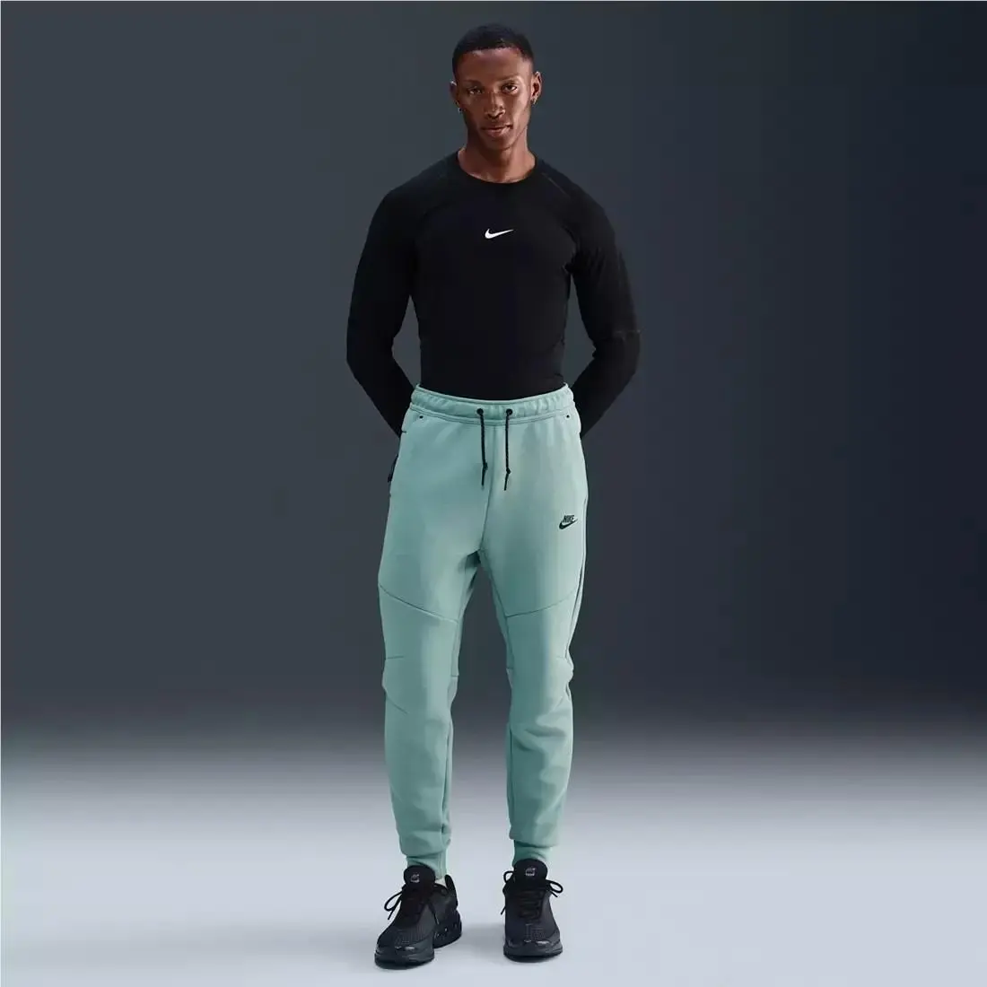 Nike clothing - Nike Tech - Tech - HV0959017 - Green 0