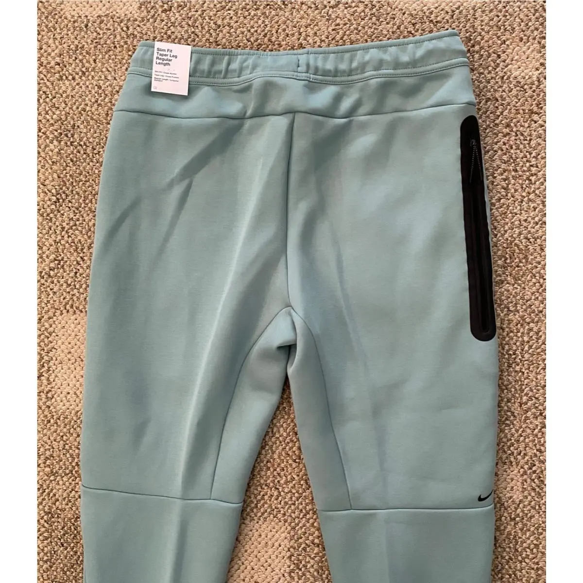 Nike clothing - Nike Tech - Tech - HV0959017 - Green (UPC: 198484394910) 3