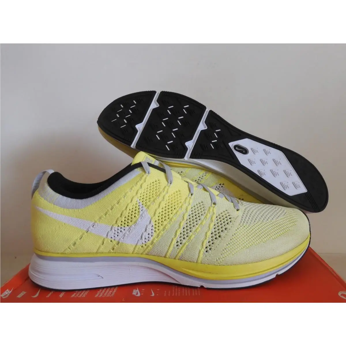 Nike Flyknit Trainer + Electric Yellow-white-pure Platinum Sz 14 532984-710