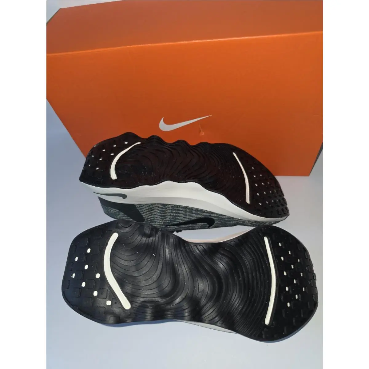 Nike shoes - Nike Motiva - Motiva - Vintage Green/Light Army (UPC: 197600668287) 3